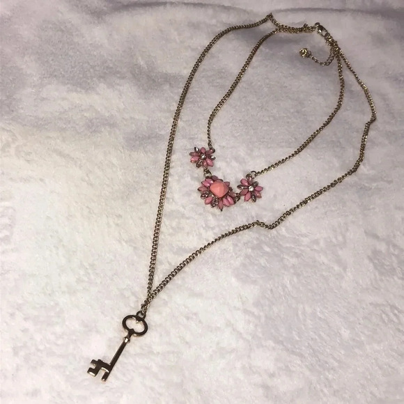 ‎Necklace - Picture 1 of 4